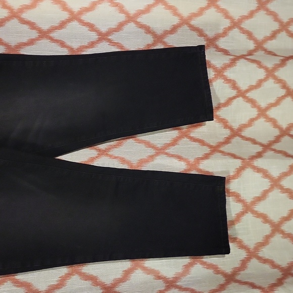 High-Rise Jeans - Picture 2 of 4